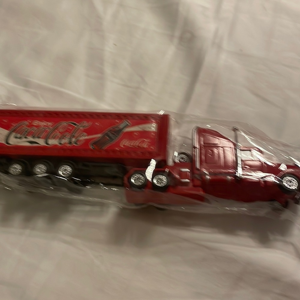 I am selling a semi It has the Coca Cola emblem on it it is NIP